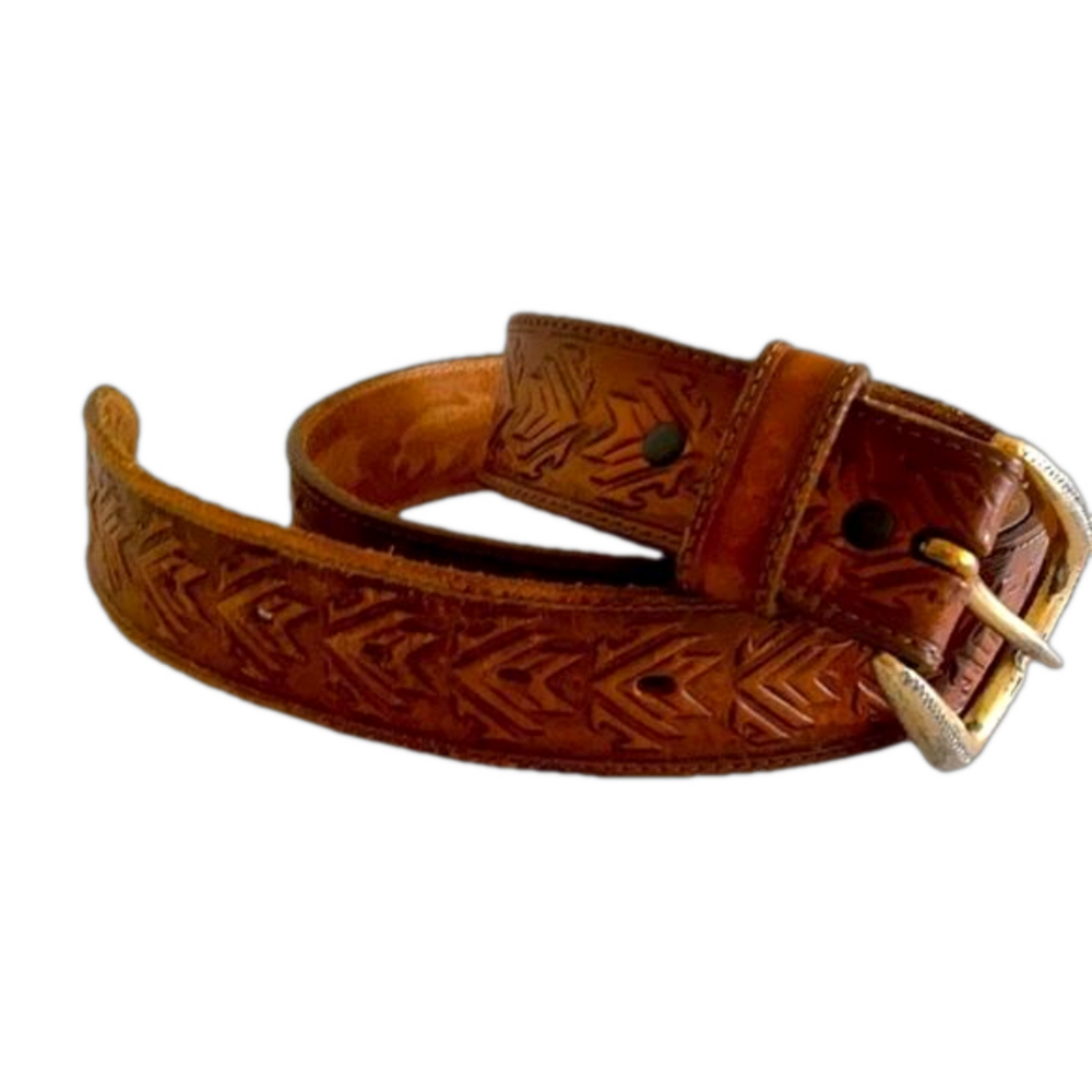𝅺top grain cow brown leather belt .Made  in USA . As is